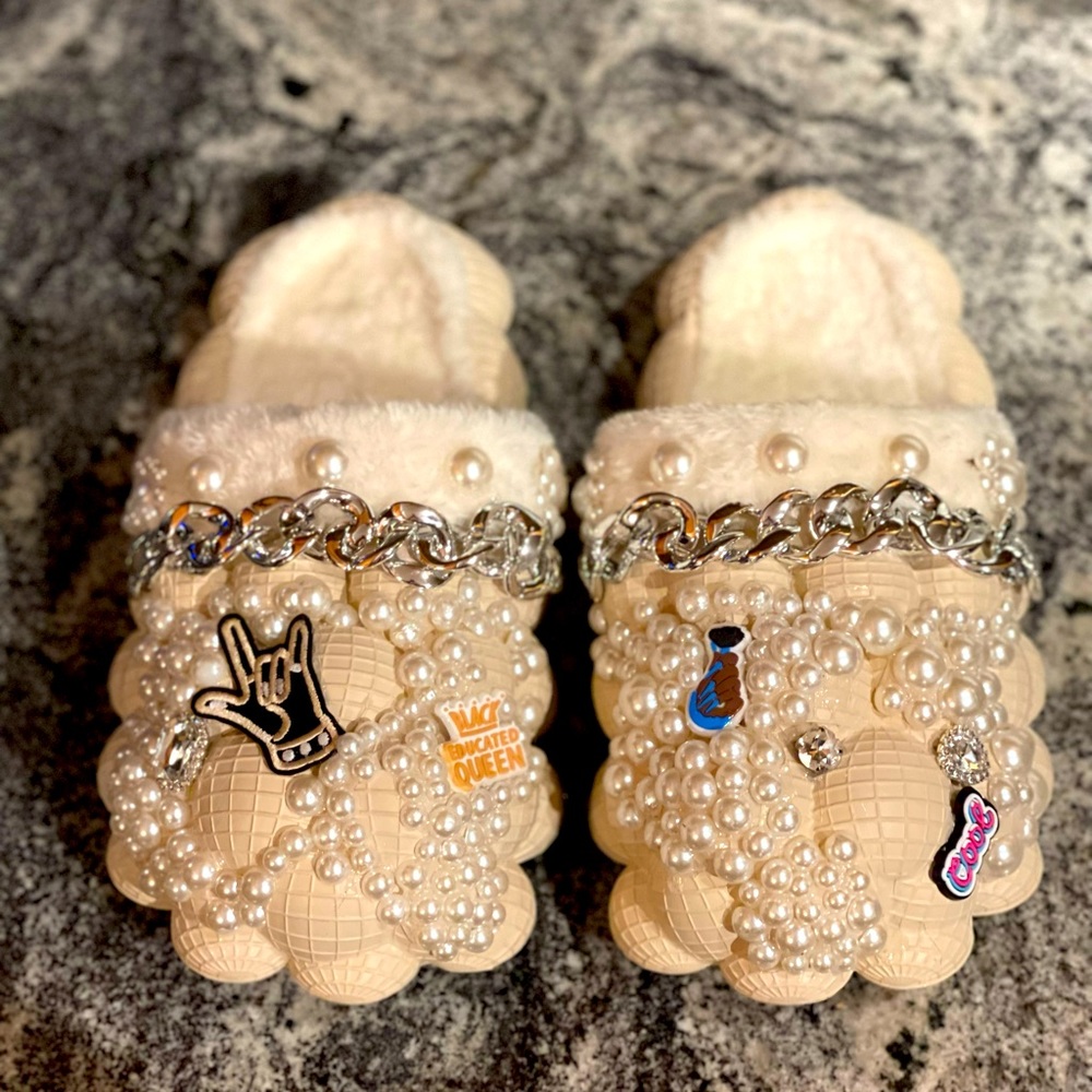 Upcycle Bubble slippers